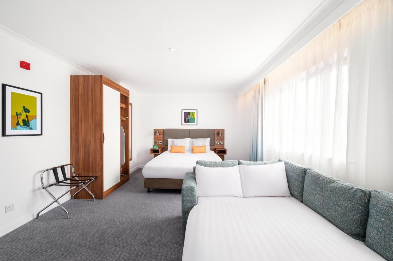 Hotel Birmingham By Ihg 4*
