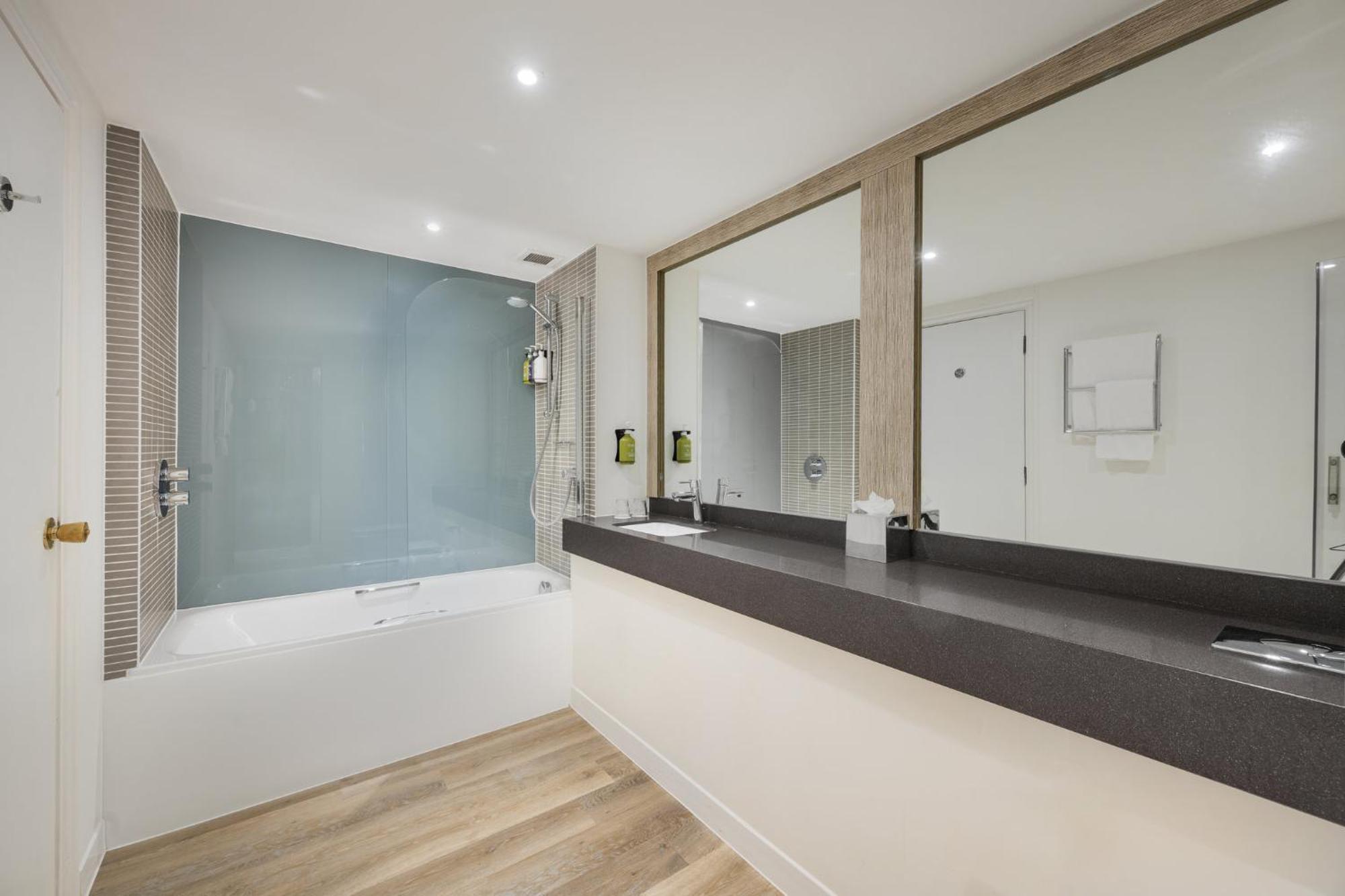 Birmingham By Ihg Hotel 4*